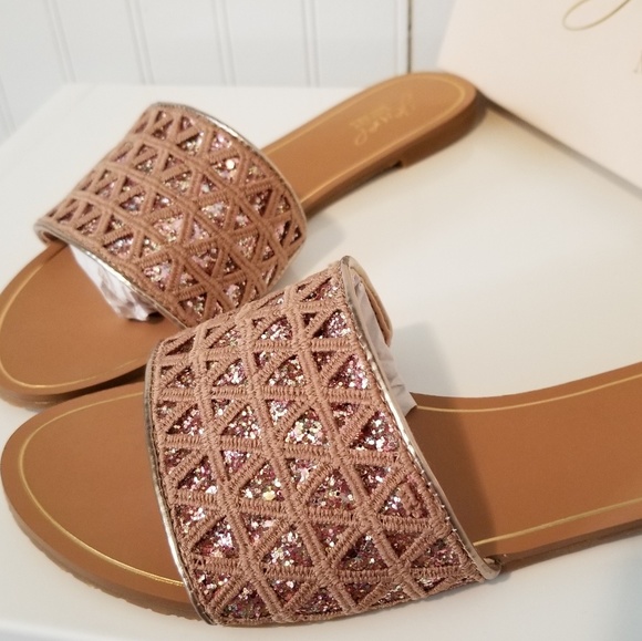 πHPNew 8.5M Jewel Badgley Mishka rose gold sandal - Picture 2 of 4